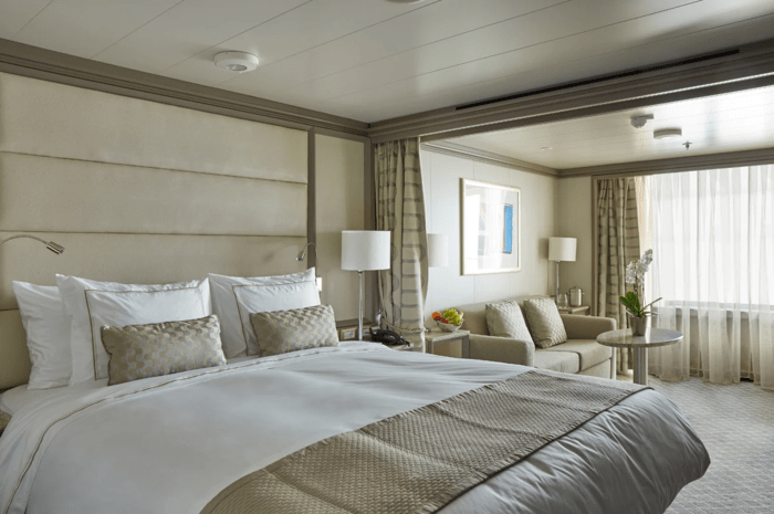 Silversea Cruises - Silver Moon - Vista Suite.png